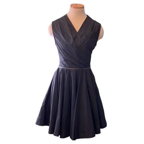 All Saints Spitalfields ‘Caden' Zipper Pleated Midi Dress, size 4 - Picture 4 of 15